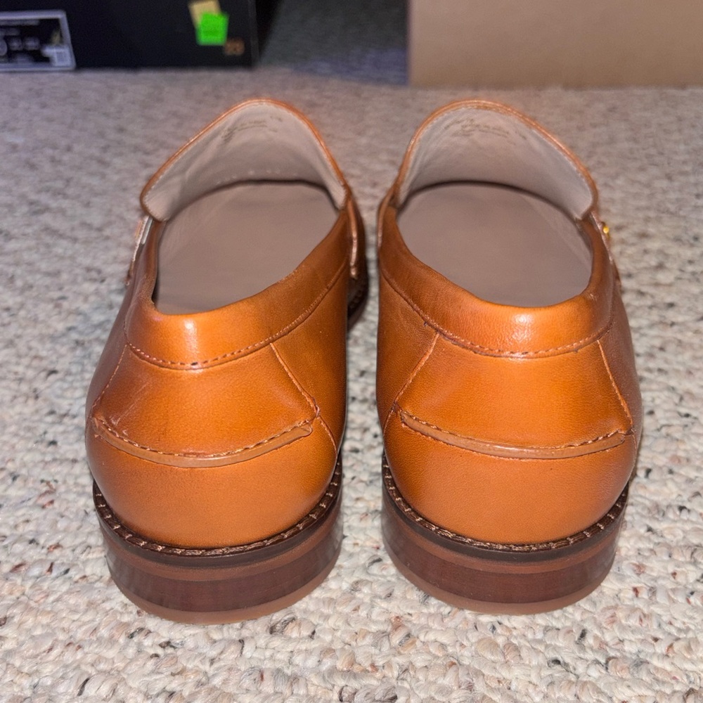 Women’s Tan Leather Loafers Size 11 - Picture 3 of 8